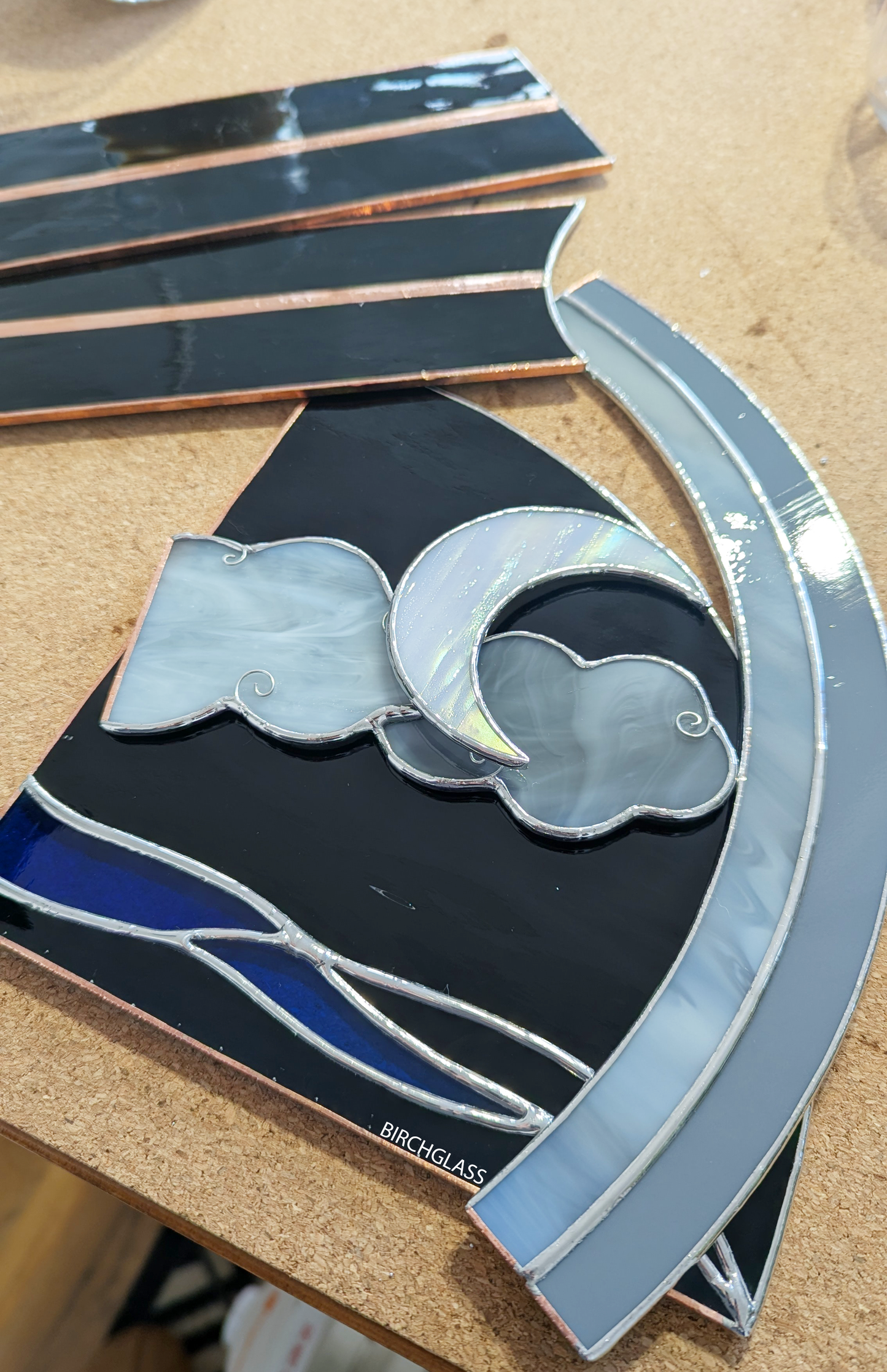 TUTORIAL • 3D Layered Bookends & Stained Glass Patterns