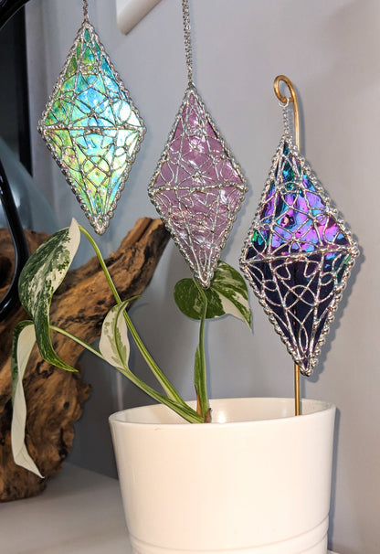 GREEN Glass Magic Crystal Suncatcher Plant Stake, Crystal Ornament